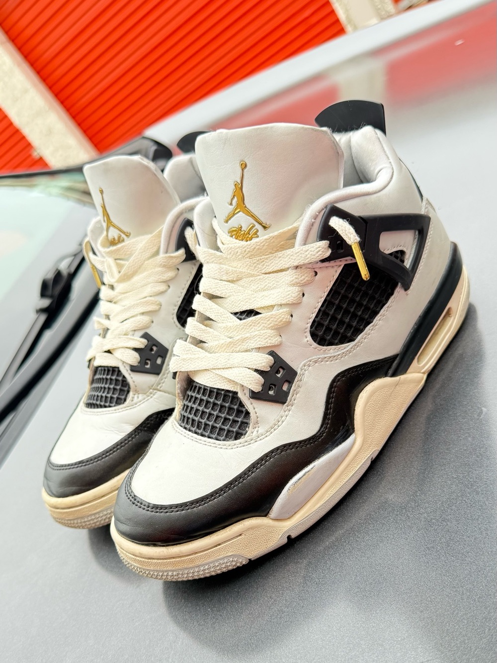 JORDAN 4 RETRO GS 'PLATINUM GOLD' Men’s Size 6.5